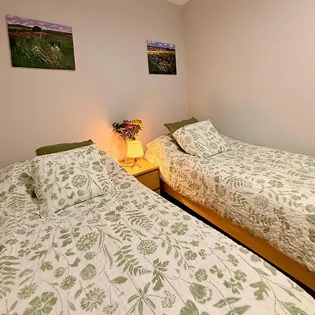 Apartment En Con Zonas Comunes Compartida H4